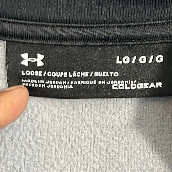 Under Armour men’s large loose pullover with 1/4 zip in gray - Picture 4 of 7